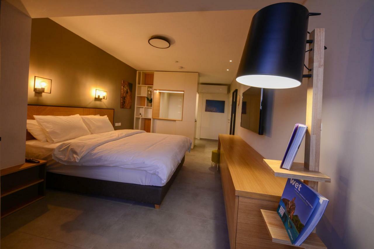 Luxury Suites By Notaly Ariel ハイファ エクステリア 写真