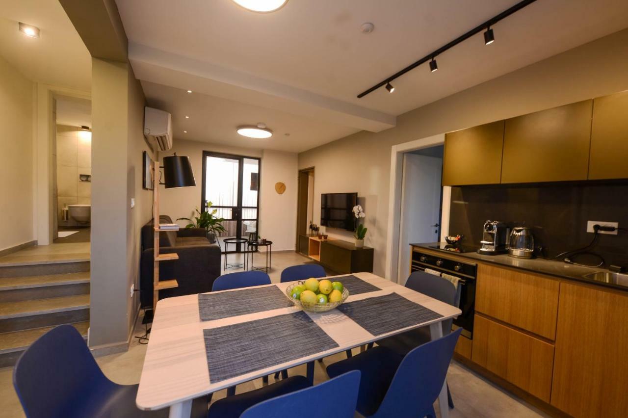 Luxury Suites By Notaly Ariel ハイファ エクステリア 写真