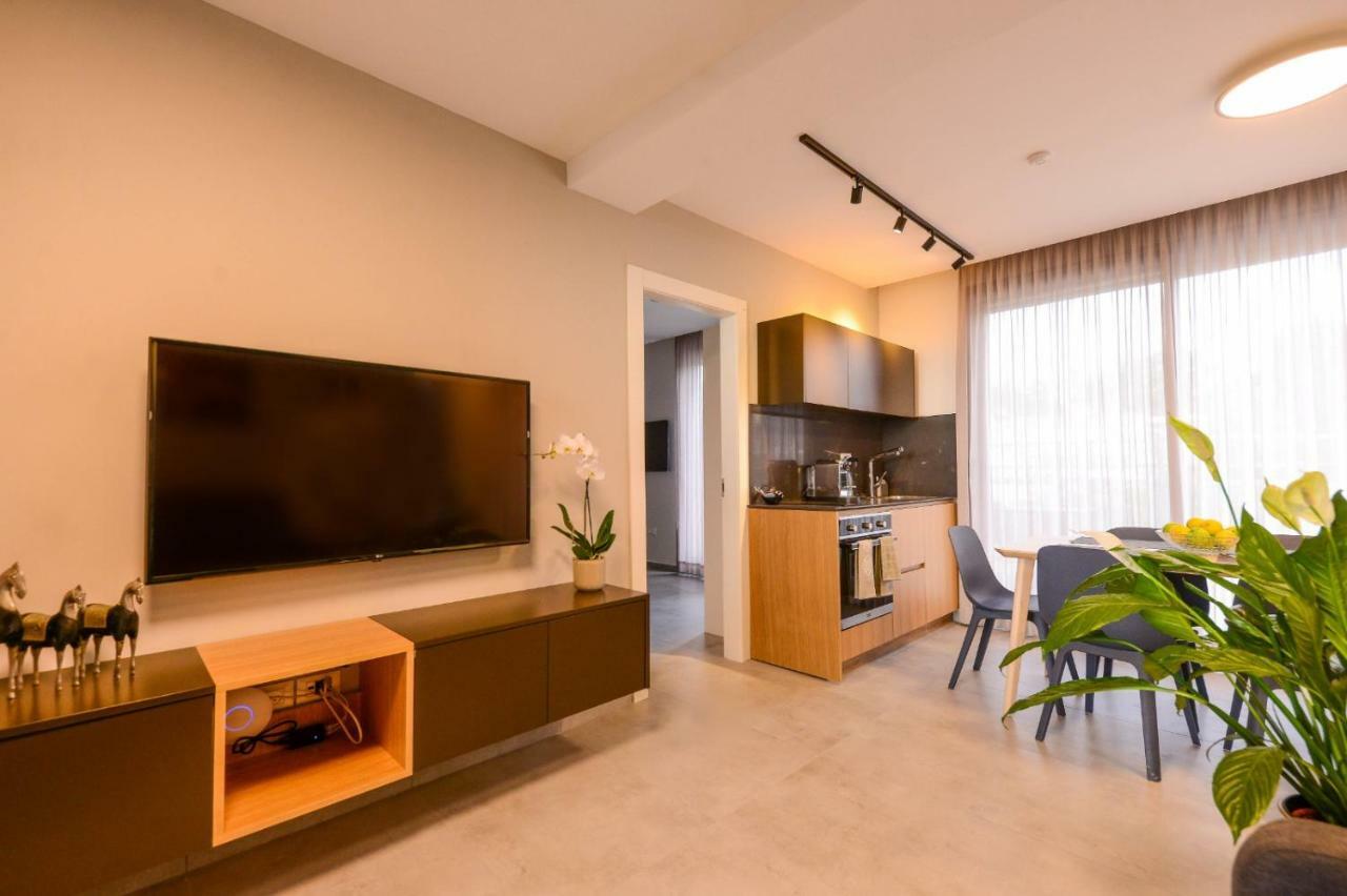 Luxury Suites By Notaly Ariel ハイファ エクステリア 写真