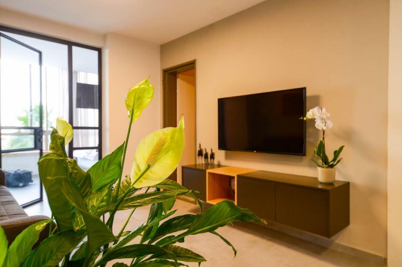Luxury Suites By Notaly Ariel ハイファ エクステリア 写真