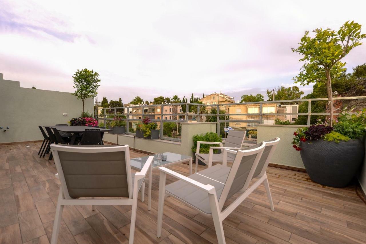 Luxury Suites By Notaly Ariel ハイファ エクステリア 写真