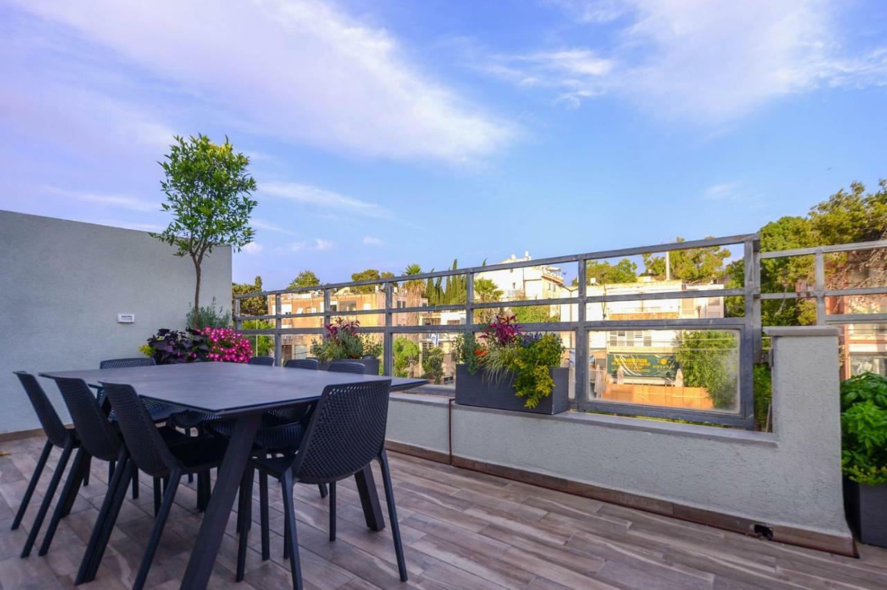 Luxury Suites By Notaly Ariel ハイファ エクステリア 写真