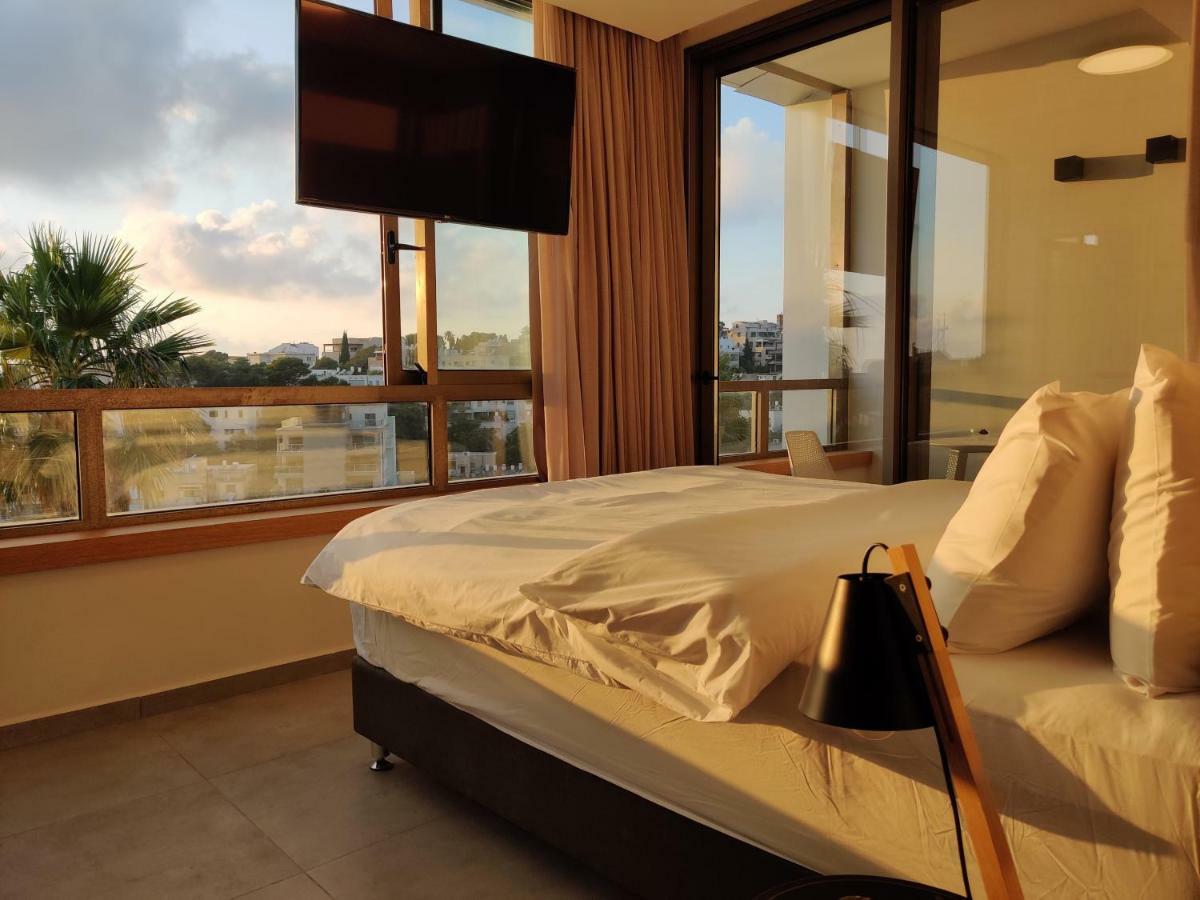 Luxury Suites By Notaly Ariel ハイファ エクステリア 写真