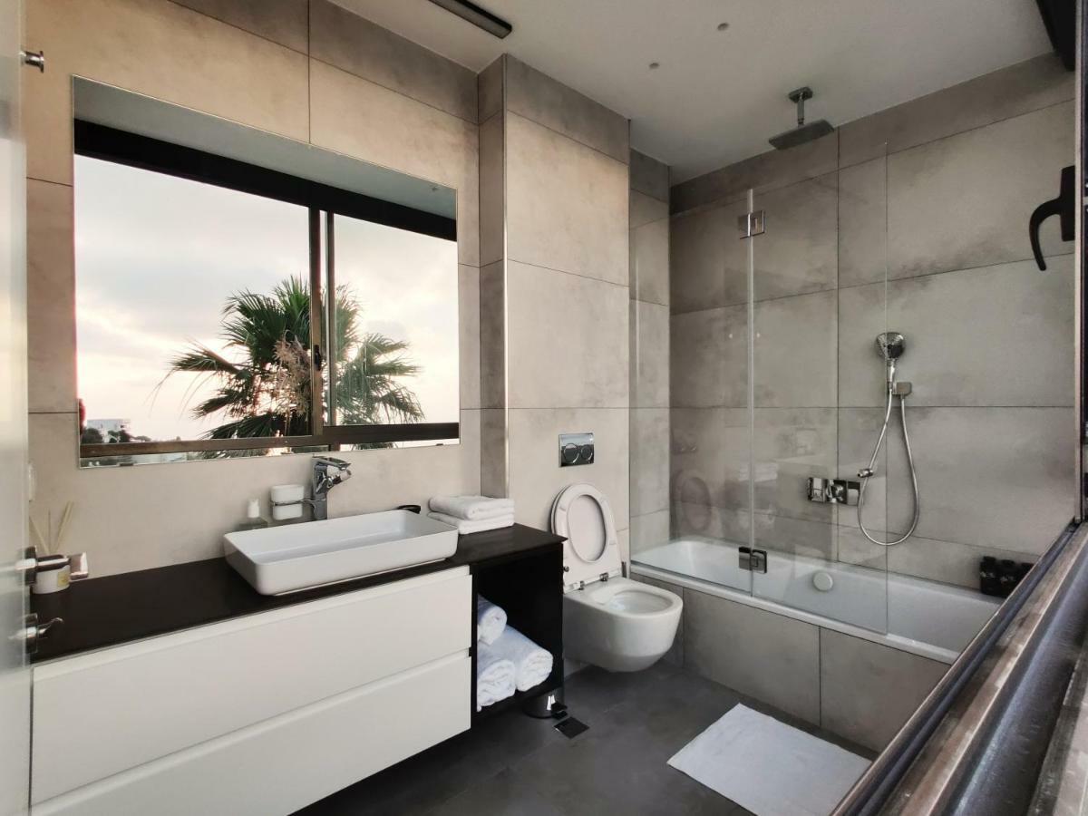 Luxury Suites By Notaly Ariel ハイファ エクステリア 写真