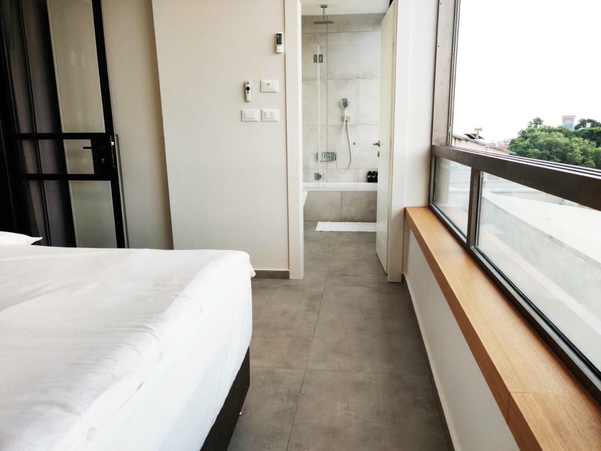 Luxury Suites By Notaly Ariel ハイファ エクステリア 写真