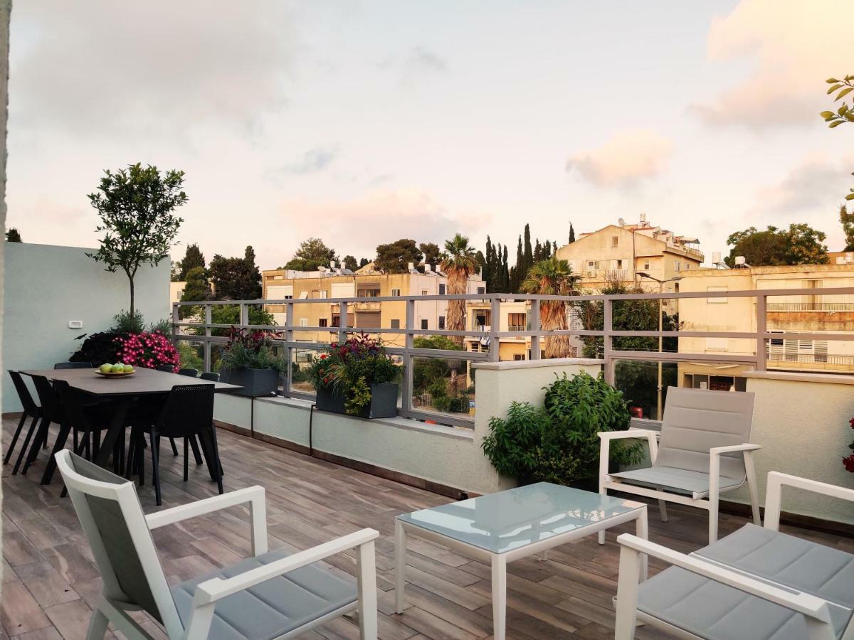 Luxury Suites By Notaly Ariel ハイファ エクステリア 写真